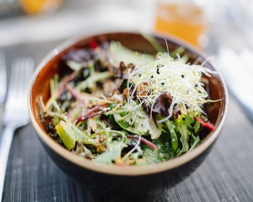 Fresh balanced salad bowl with vegetables